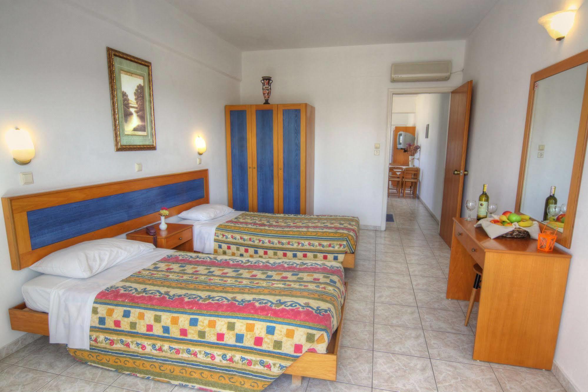 Kassandra Hotel Ялиссос Экстерьер фото